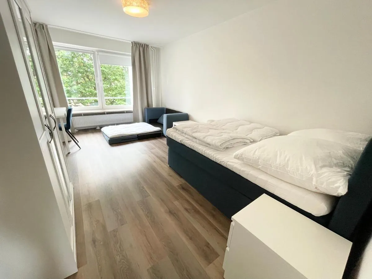 Zentrale Wohnung Mit 3 Schlafzimmer Fuer Bis Zu 9 Personen Hamburg Apartment