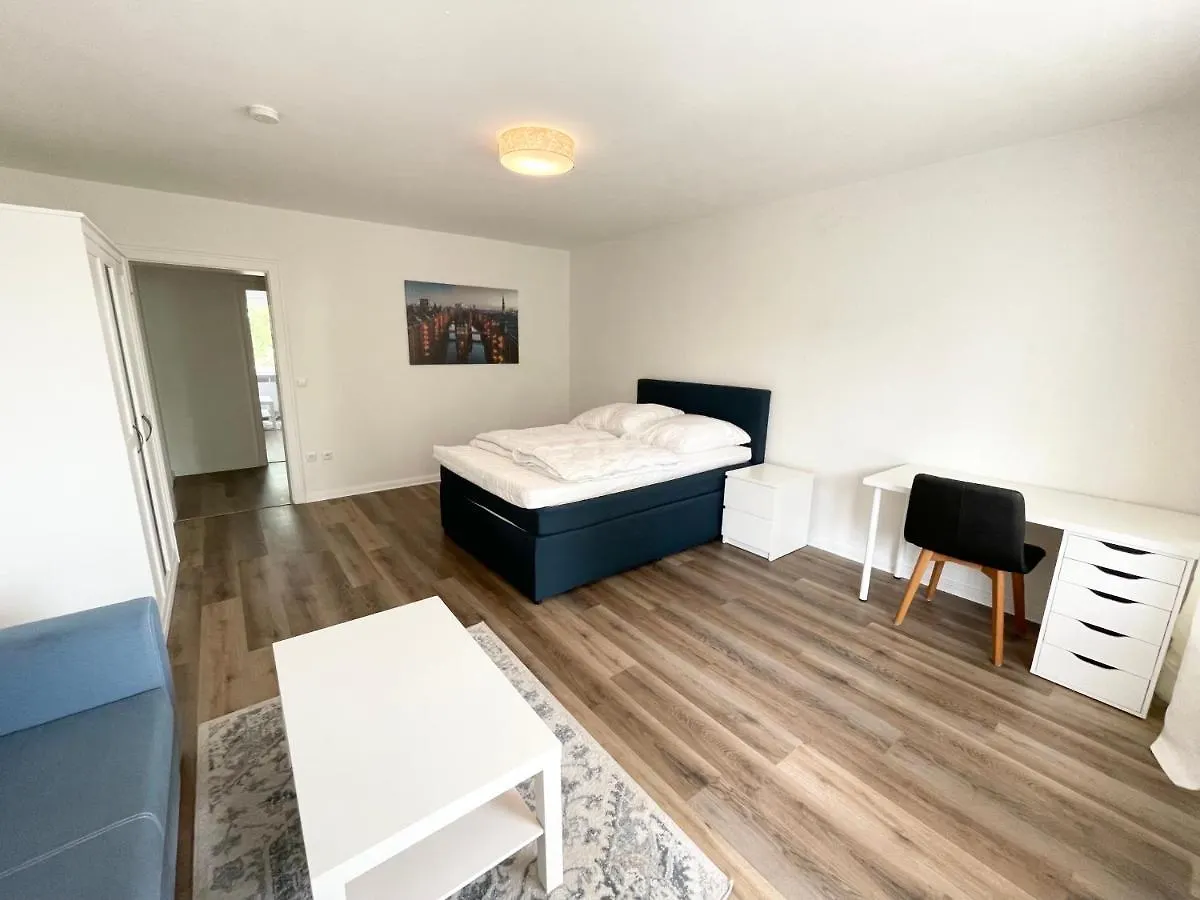 Apartment Zentrale Wohnung Mit 3 Schlafzimmer Fuer Bis Zu 9 Personen Hamburg