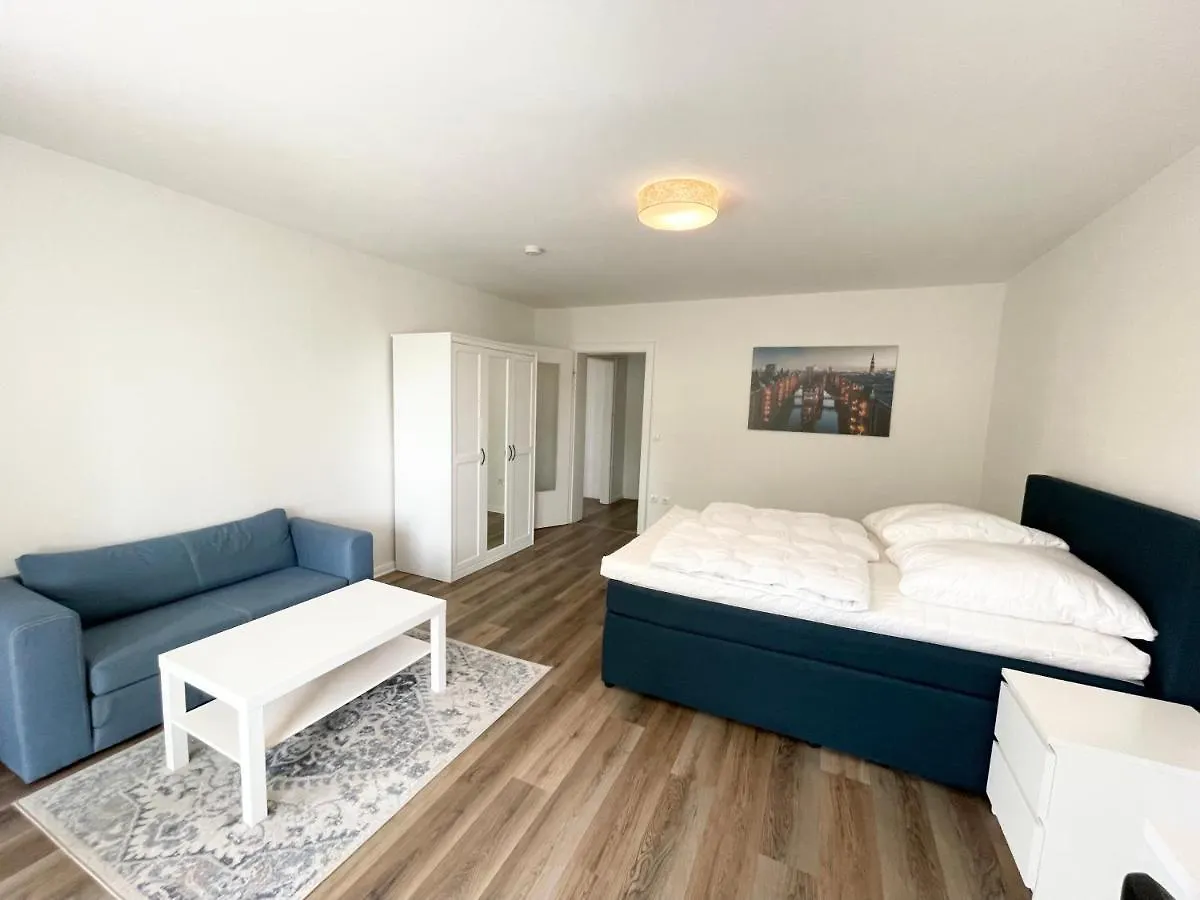 Zentrale Wohnung Mit 3 Schlafzimmer Fuer Bis Zu 9 Personen Hamburg 0*,